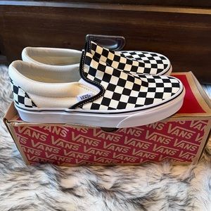 VANS Classic Slip- On Core Classics. Women 7.5